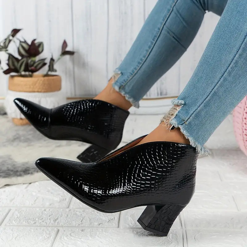 https://cdn.shopify.com/s/files/1/0794/1498/5038/files/db142562b80717f9e8b7fef650eec693.webp?v=1707901337